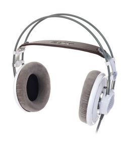 AKG K-701