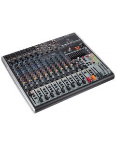 Behringer Xenyx X1832USB